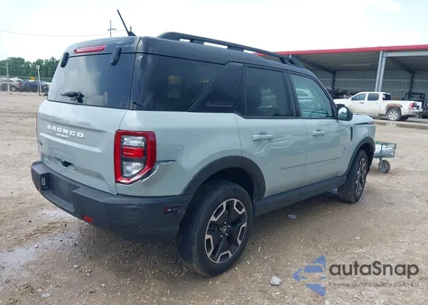 2022 Ford Bronco Sport Outer Banks z USA, uszkodzony, nr VIN 3FMCR9C6XNRE01128